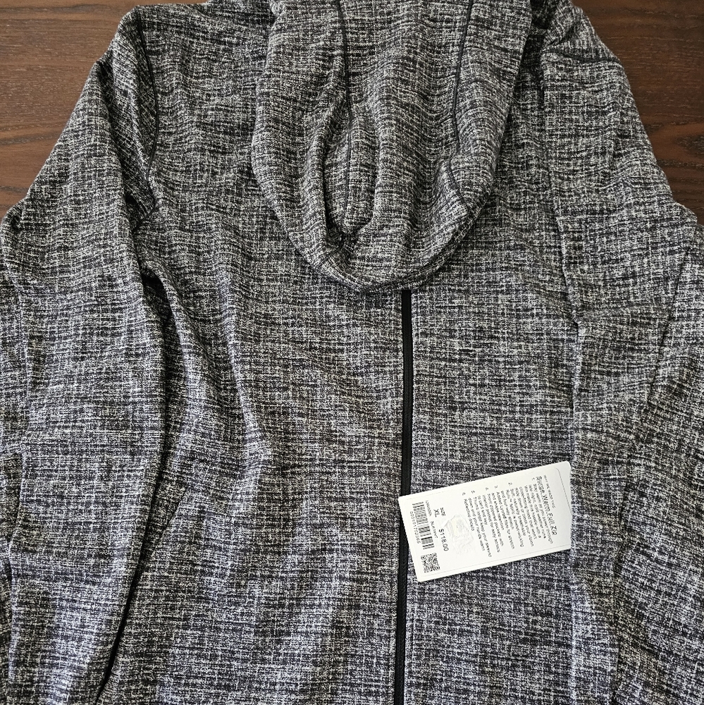 Lululemon jacket - Picture 2 of 5